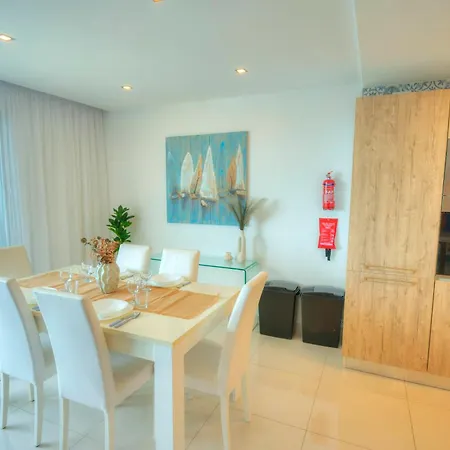 Appartement Modern, Large 3bedroom, Spectacular Views Goslm-9 *