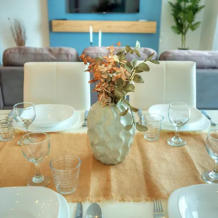 Apartment Modern, Large 3bedroom, Spectacular Views Goslm-9 Sliema