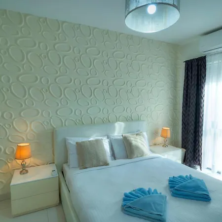 Modern, Large 3bedroom, Spectacular Views Goslm-9 شقة *